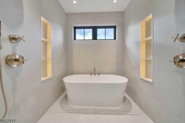 266 Brooklake Rd, Florham Park Boro, NJ 07932