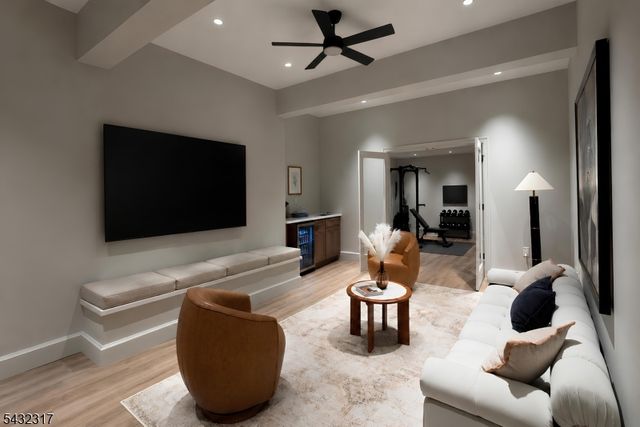 266 Brooklake Rd, Florham Park Boro, NJ 07932