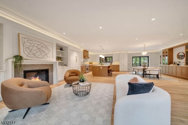 266 Brooklake Rd, Florham Park Boro, NJ 07932