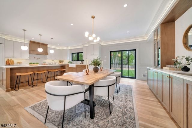266 Brooklake Rd, Florham Park Boro, NJ 07932