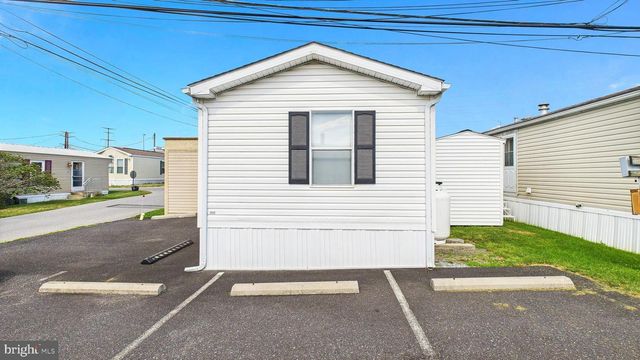 5475 HAMILTON BLVD #7, Allentown, PA 18106