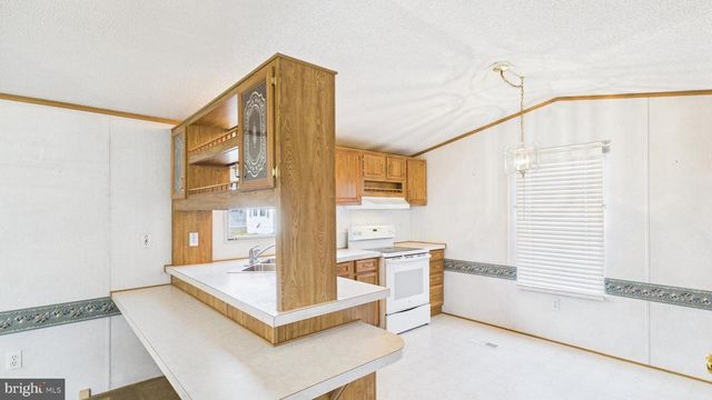 5475 HAMILTON BLVD #7, Allentown, PA 18106