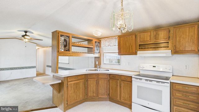 5475 HAMILTON BLVD #7, Allentown, PA 18106