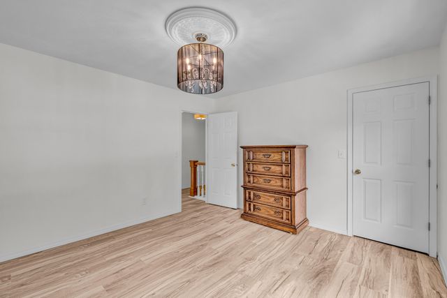 406 Bob White Lane, West Plains, MO 65775