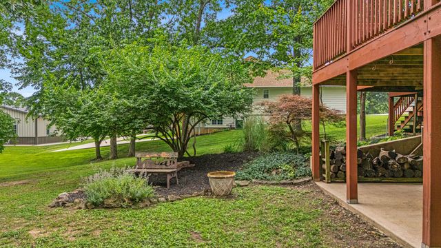 406 Bob White Lane, West Plains, MO 65775
