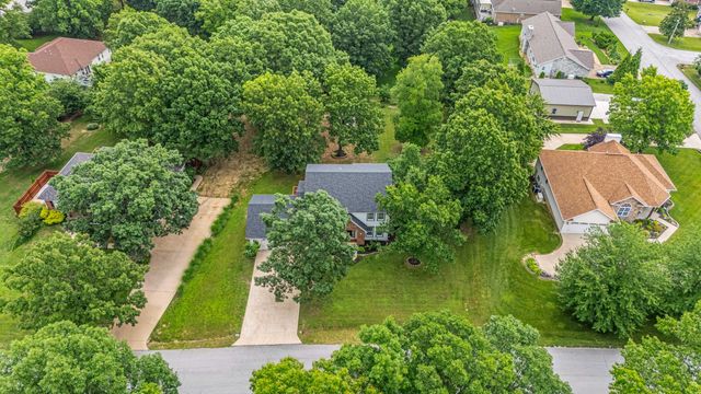 406 Bob White Lane, West Plains, MO 65775