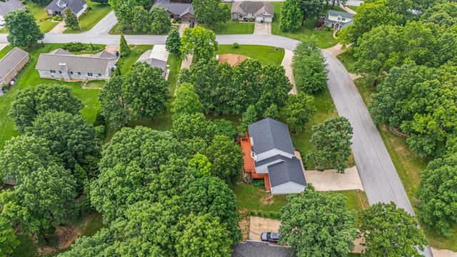 406 Bob White Lane, West Plains, MO 65775