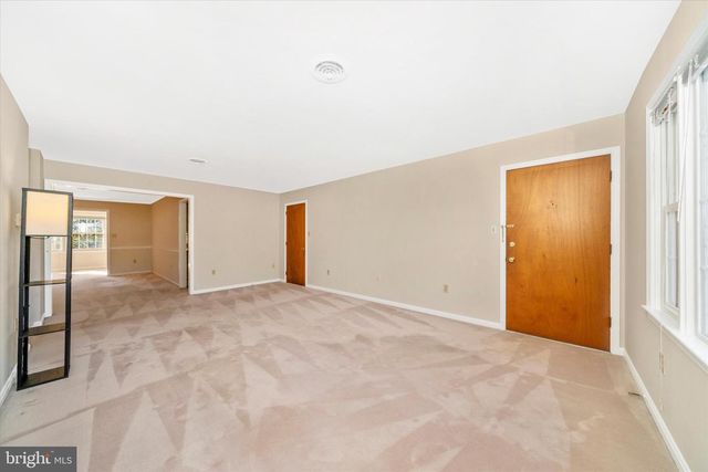 1616 ROCK CREEK DR #4, Frederick, MD 21702