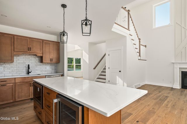 25 Teakwood Drive, Clifton Park, NY 12065