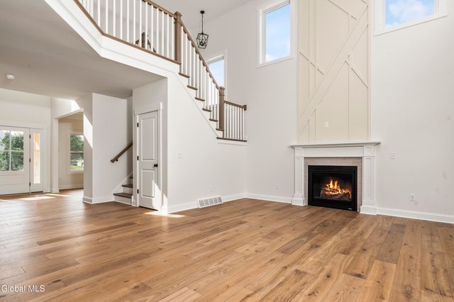 25 Teakwood Drive, Clifton Park, NY 12065