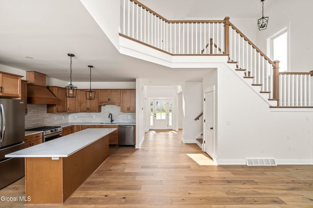 25 Teakwood Drive, Clifton Park, NY 12065