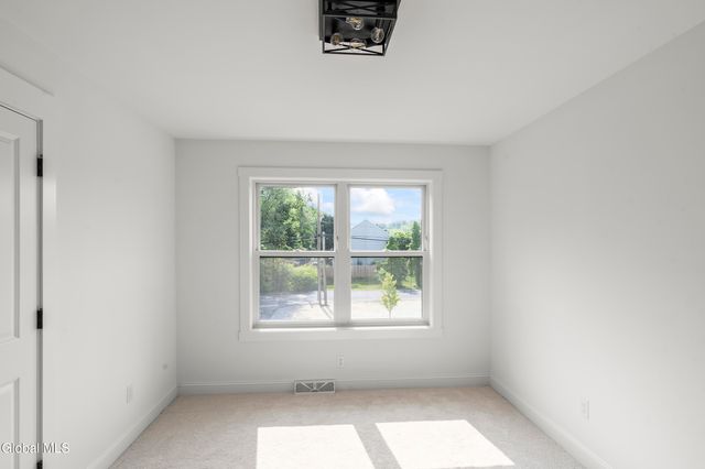 25 Teakwood Drive, Clifton Park, NY 12065