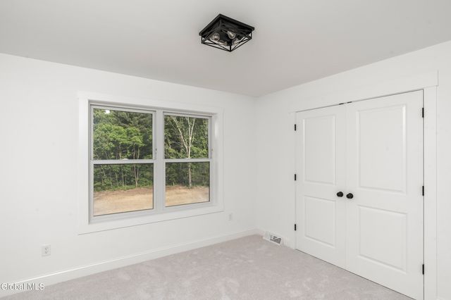 25 Teakwood Drive, Clifton Park, NY 12065