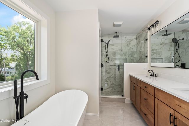 25 Teakwood Drive, Clifton Park, NY 12065