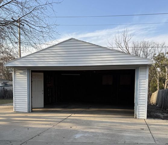 8830 W Acacia STREET, Milwaukee, WI 53224