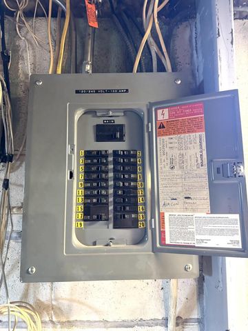 8830 W Acacia STREET, Milwaukee, WI 53224