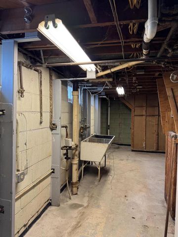 8830 W Acacia STREET, Milwaukee, WI 53224