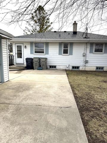 8830 W Acacia STREET, Milwaukee, WI 53224