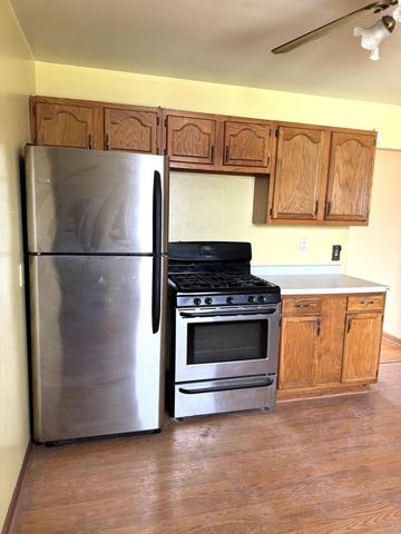 8830 W Acacia STREET, Milwaukee, WI 53224