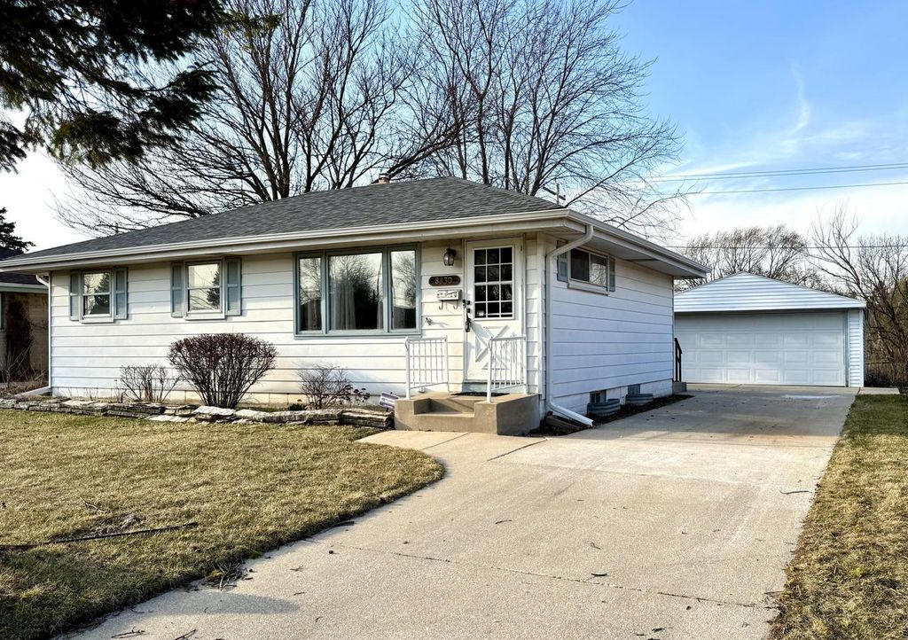 8830 W Acacia STREET, Milwaukee, WI 53224