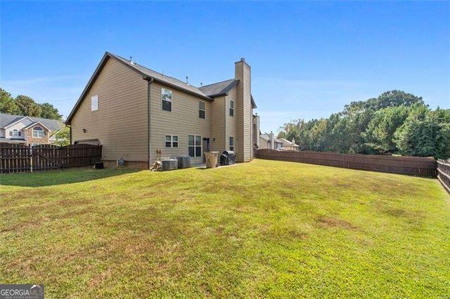 2748 Village Park Drive E, Ellenwood, GA 30294