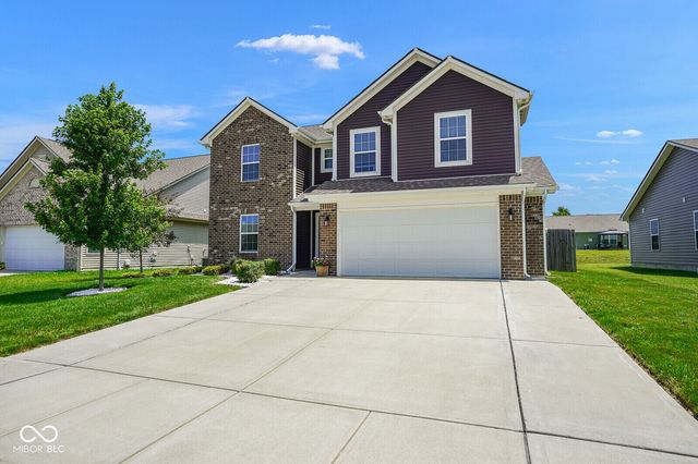 437 Thunderwood Drive, Greenfield, IN 46140