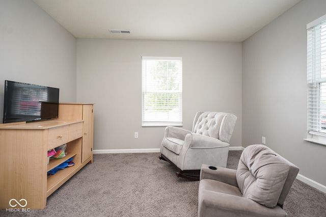 437 Thunderwood Drive, Greenfield, IN 46140