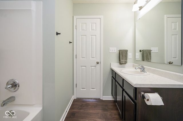 437 Thunderwood Drive, Greenfield, IN 46140