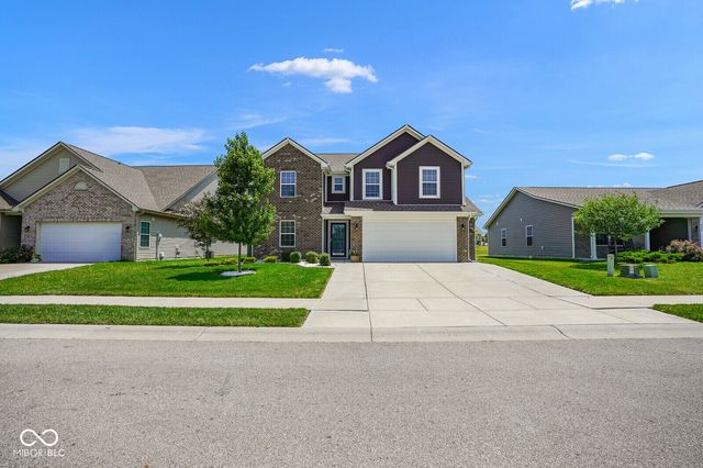 437 Thunderwood Drive, Greenfield, IN 46140