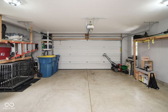437 Thunderwood Drive, Greenfield, IN 46140