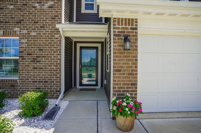 437 Thunderwood Drive, Greenfield, IN 46140