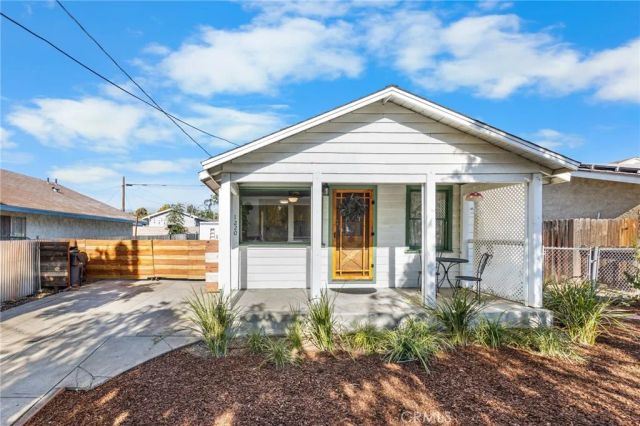 1220 Webster Street, Redlands, CA 92374