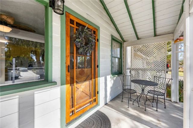 1220 Webster Street, Redlands, CA 92374