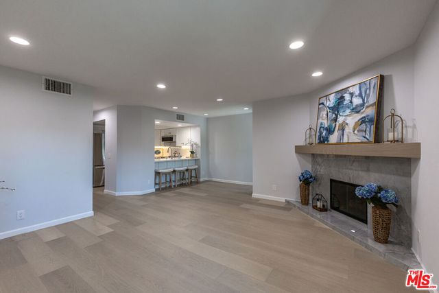 400 N Louise Street 204, Glendale, CA 91206