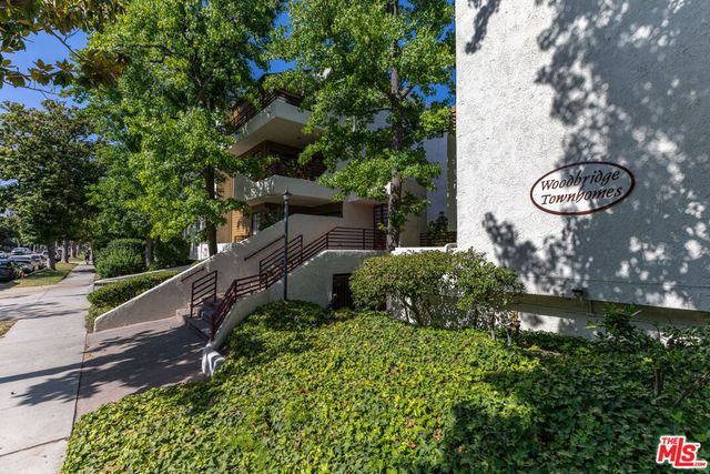 400 N Louise Street 204, Glendale, CA 91206
