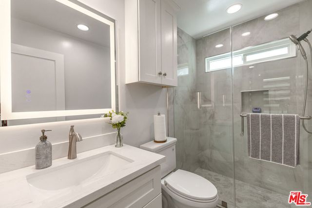 400 N Louise Street 204, Glendale, CA 91206