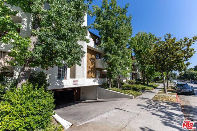 400 N Louise Street 204, Glendale, CA 91206