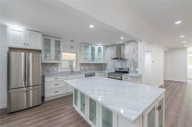 6334 Forward Ave, Squirrel Hill, PA 15217