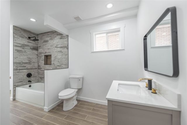 6334 Forward Ave, Squirrel Hill, PA 15217