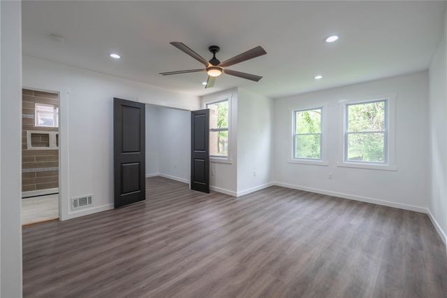 6334 Forward Ave, Squirrel Hill, PA 15217