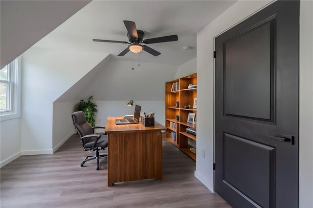6334 Forward Ave, Squirrel Hill, PA 15217