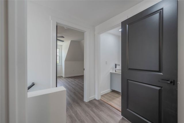 6334 Forward Ave, Squirrel Hill, PA 15217