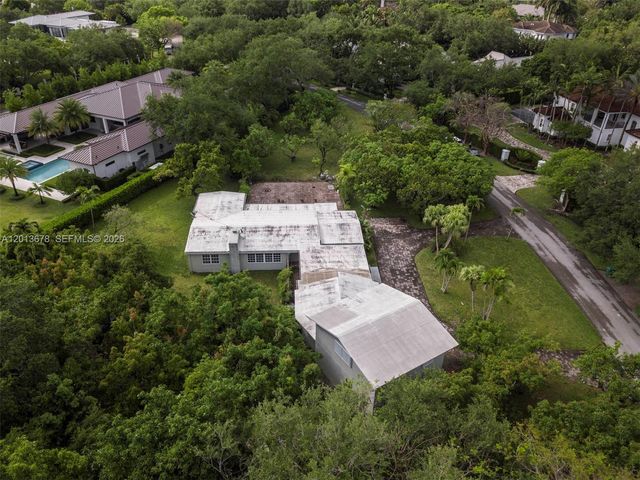 10851 SW 68th Ave, Pinecrest, FL 33156