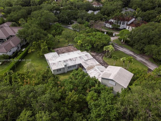 10851 SW 68th Ave, Pinecrest, FL 33156