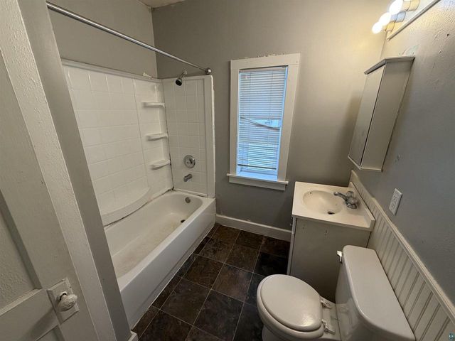 1202 Harrison St, Superior, WI 54880