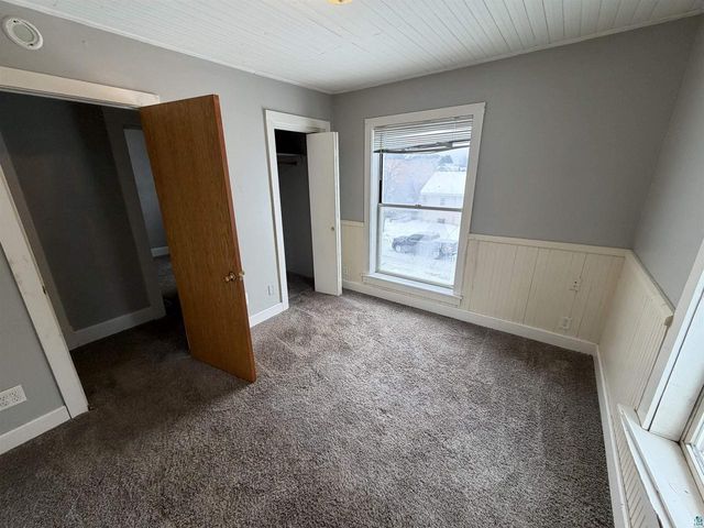 1202 Harrison St, Superior, WI 54880