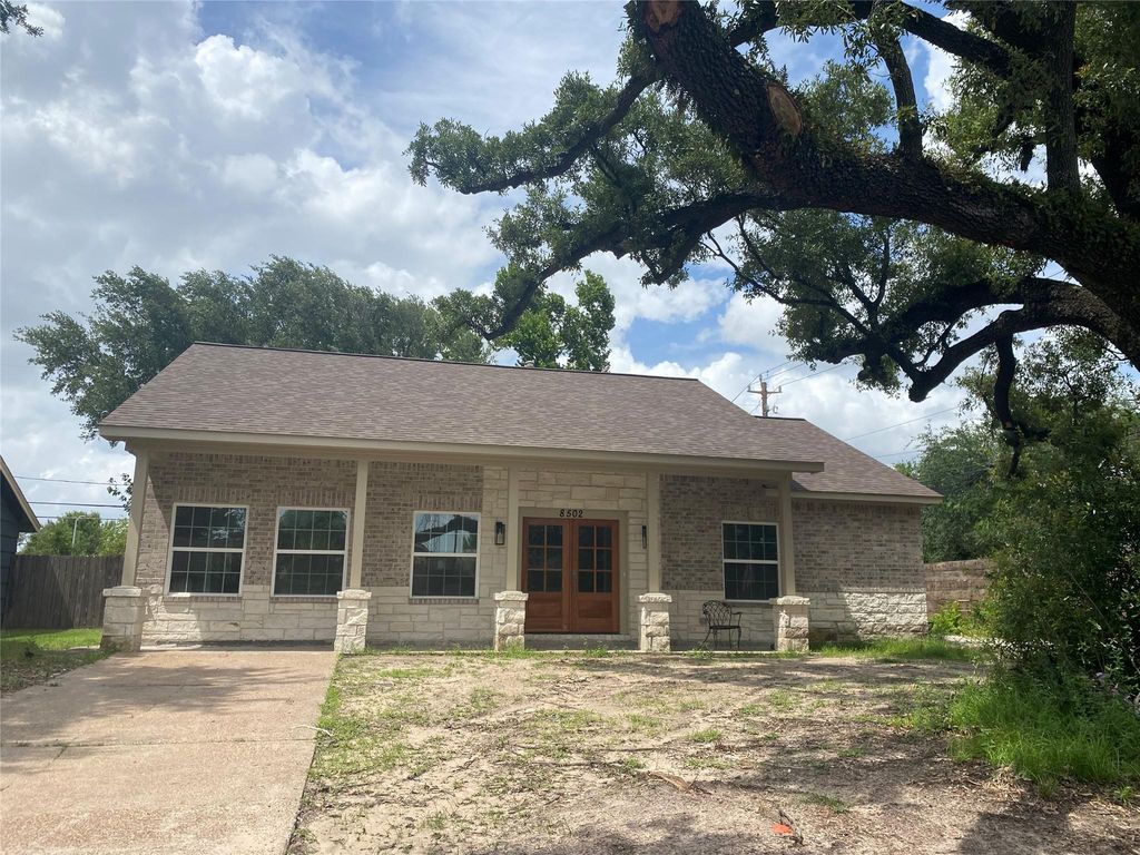 8502 Alcott Drive, Houston, TX 77080