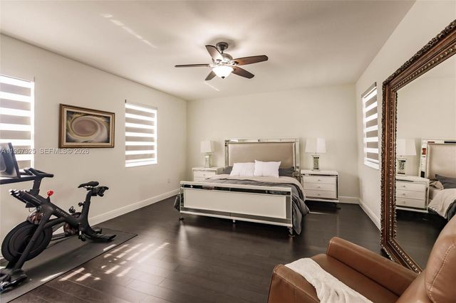 17063 SW 91st St, Miami, FL 33196