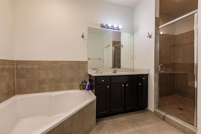 17063 SW 91st St, Miami, FL 33196