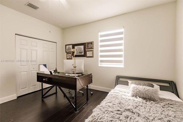 17063 SW 91st St, Miami, FL 33196